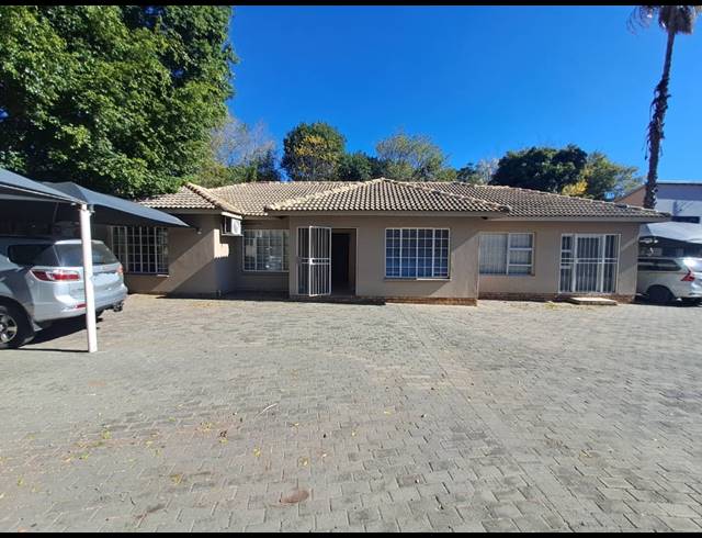 152M² OFFICE FOR SALE IN BO-DORP